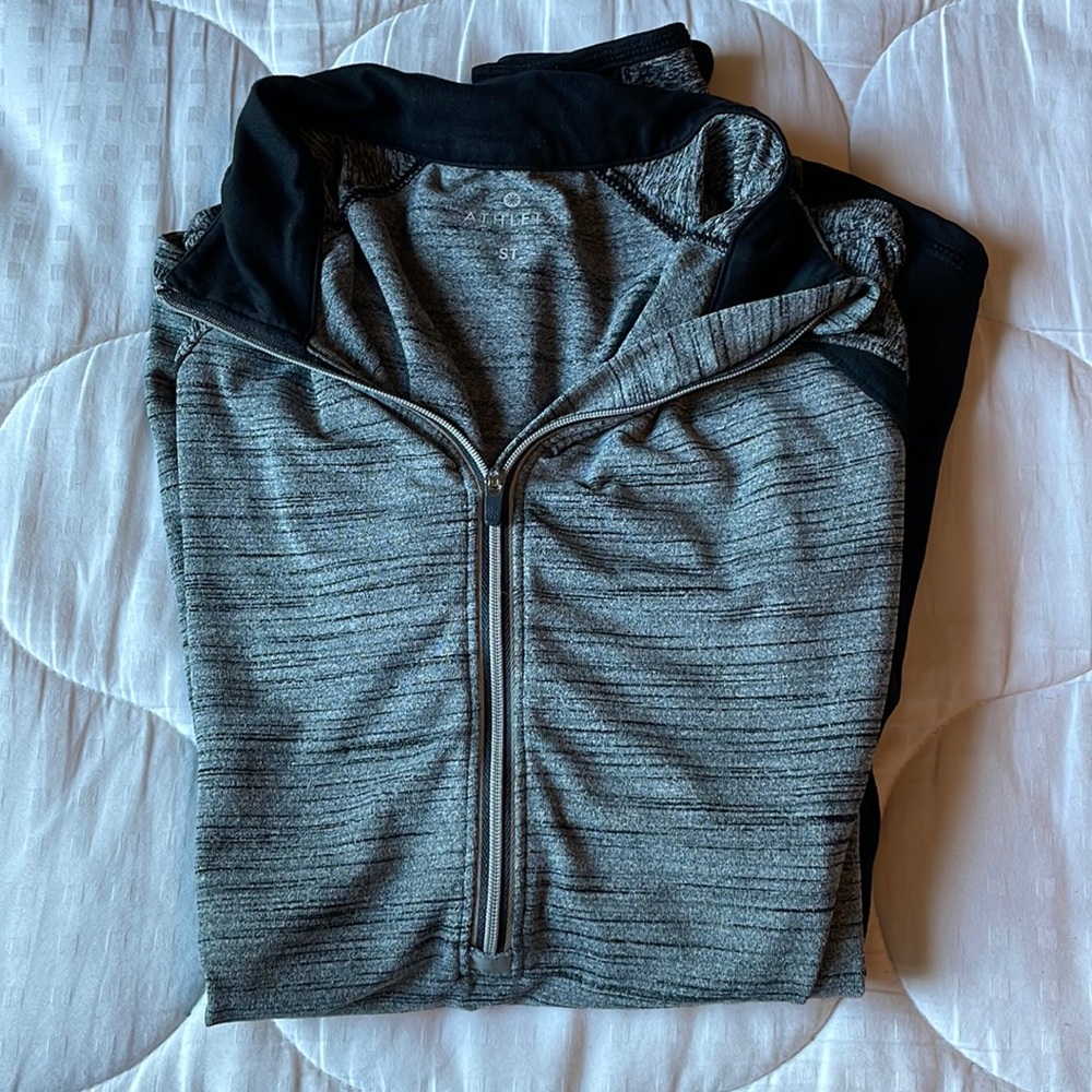 Black and gray 1/4” zip Athleta athletic pullover size SMALL